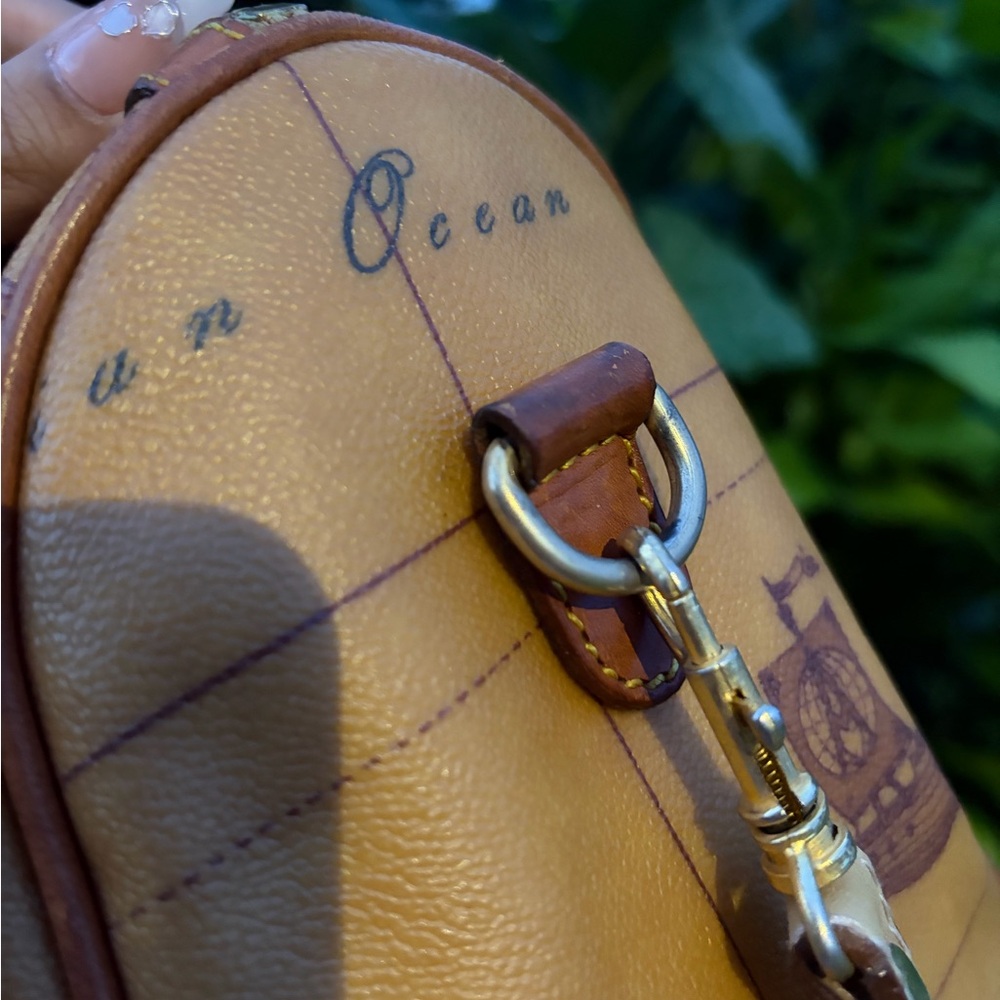 Alviero Martini Boston Travel Bag w/ Unbranded Crossbody Strap - Picture 12 of 16